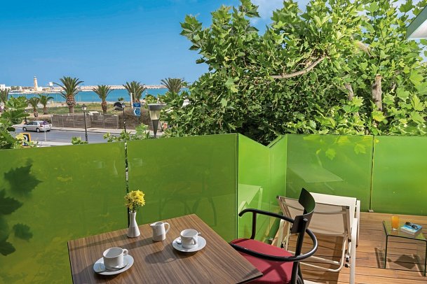 Kyma Suites Beach Hotel - Wohnbeispiel Doppelzimmer Superior Meerblick (Zimmercodierung DSM)