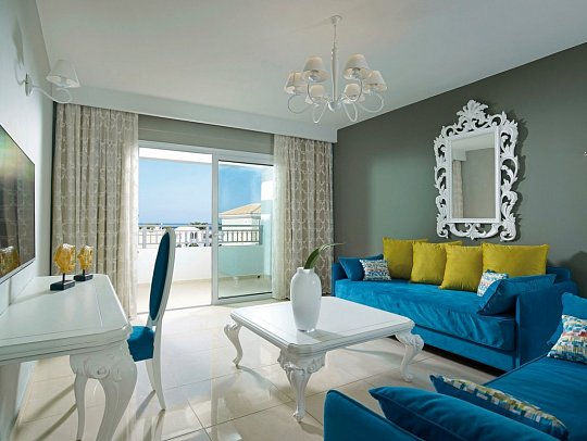 Anemos Luxury Grand Resort - Wohnbeispiel (Zimmercodierungen WBG & WBM)