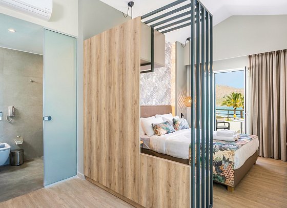Mare Blue & Suites