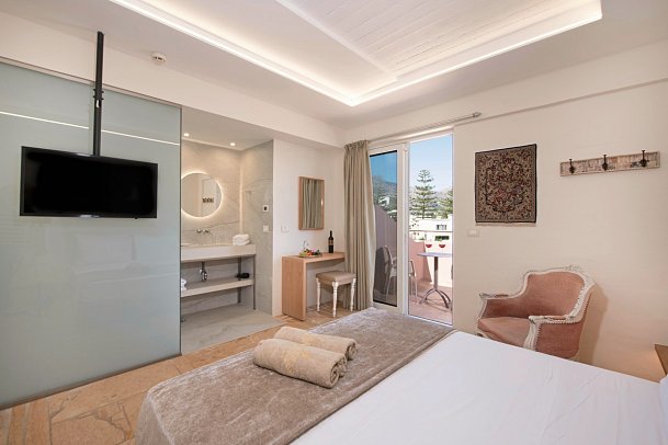 Orpheas Resort - Wohnbeispiel Doppelzimmer seitl. Meerblick (Zimmercodierung DBN)