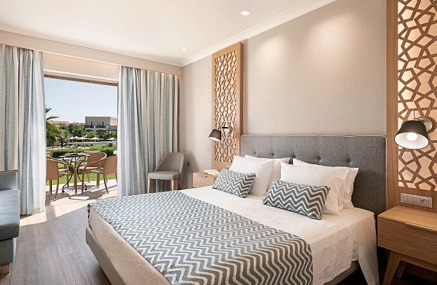 Pilot Beach Resort - Wohnbeispiel Familienzimmer Gartenblick (Zimmercodierung FBG)