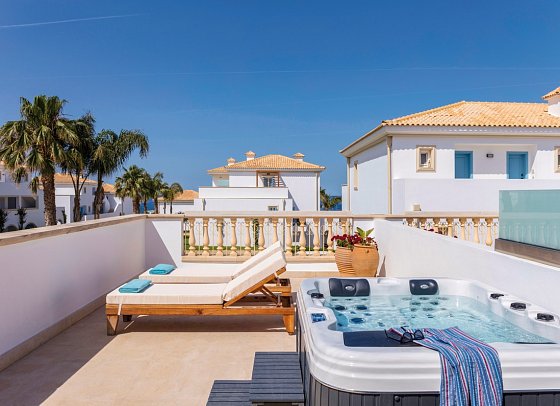 Mitsis Selection Laguna - Wohnbeispiel Famlienzimmer Jacuzzi (Zimmercodierung F1G)