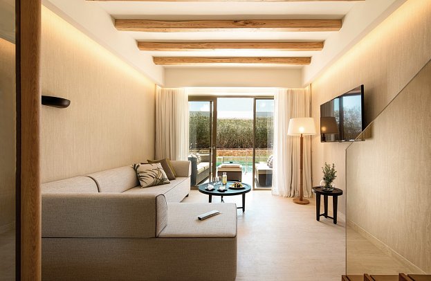 Mitsis Selection Rinela - Wohnbeispiel Familiensuite 2 SZ. Gemeinschaftspool (Zimmercodierung FB1)