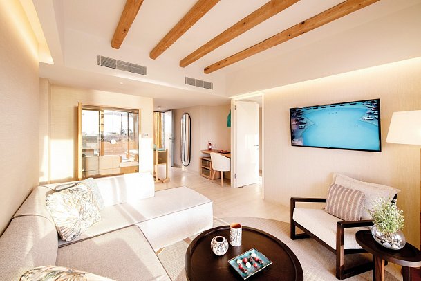 Mitsis Selection Rinela - Wohnbeispie Suite Meerfront Gemeinschaftspool (Zimmercodierung WBO)