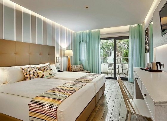 Sentido Kyknos Beach - Wohnbeispiel Doppelzimmer Superior Gartenblick (Zimmercodierung DSG)