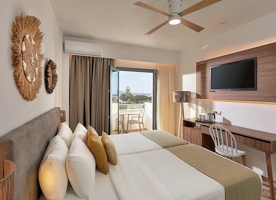 Sentido Kyknos Beach - Wohnbeispiel Doppelzimmer Superior Gartenblick (Zimmercodierung WSG)