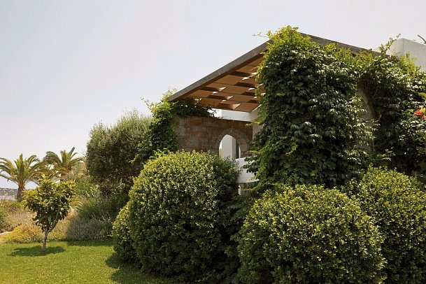 Minos Palace Hotel & Suites