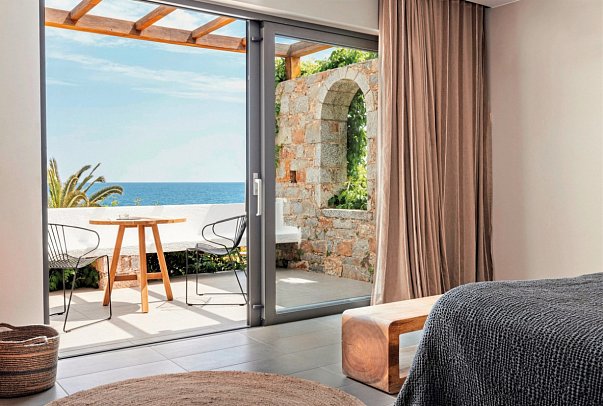 Minos Palace Hotel & Suites