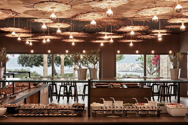 Minos Palace Hotel & Suites