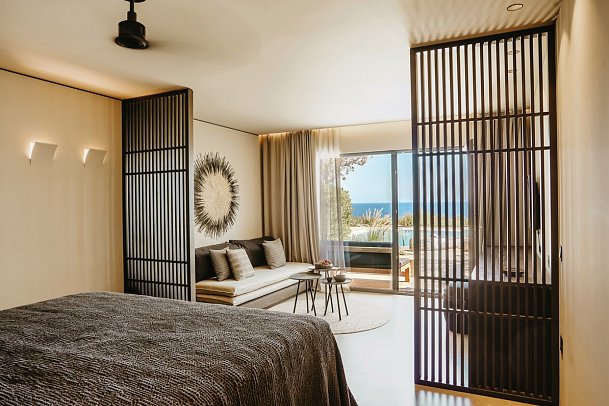 Minos Palace Hotel & Suites