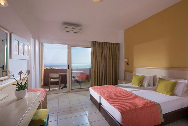 Blue Bay Resort Hotel - Wohnbeispiel Doppelzimmer Meerblick (Zimmercodierung D1M)