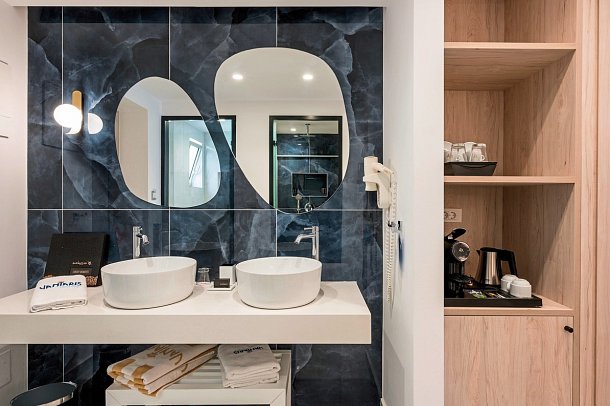 Vantaris Palace - Zimmercodierung WIR