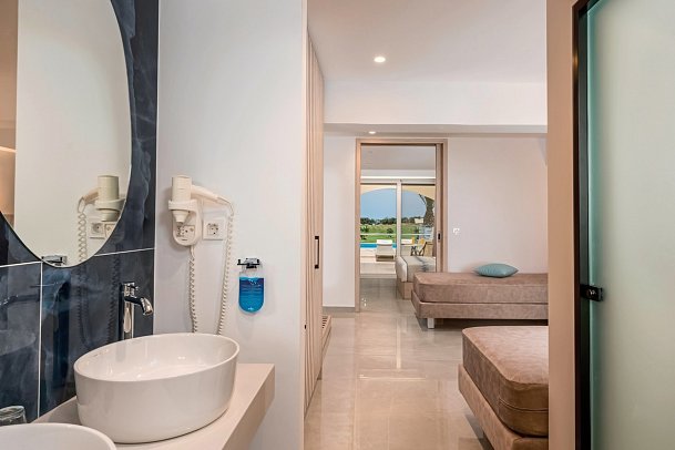 Vantaris Palace - Badbeispiel (Zimmercodierung WIR)