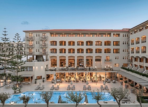 Theartemis Palace