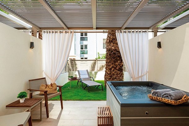 Theartemis Palace - Wohnbeispiel Doppelzimmer Superior (Zimmercodierung DS1)