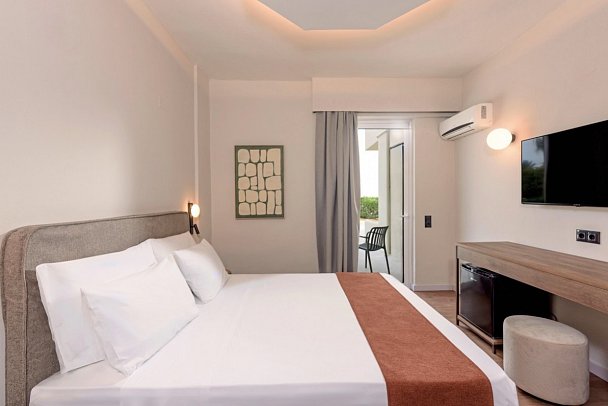 Zeus Hotels Ydoria Resort - Wohnbeispiel Doppelzimmer Superior Privatpool (Zimmercodierung DSR)