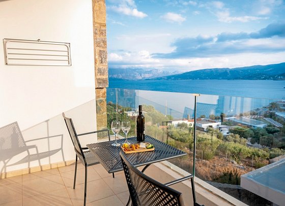 Ariadne Beach Agios Nikolaos - Wohnbeispiel Juniorsuite seitl. Meerblick (Zimmercodierung JBN)