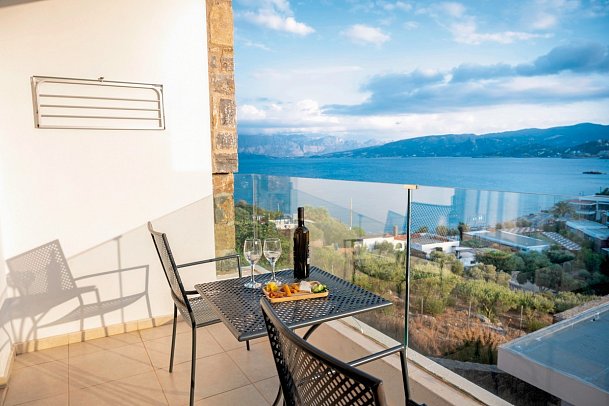 Ariadne Beach Agios Nikolaos - Wohnbeispiel Juniorsuite seitl. Meerblick (Zimmercodierung JBN)