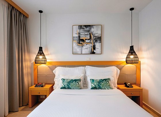 Ariadne Beach Agios Nikolaos - Wohnbeispiel Suite seitl. Meerblick (Zimmercodierung WBN)