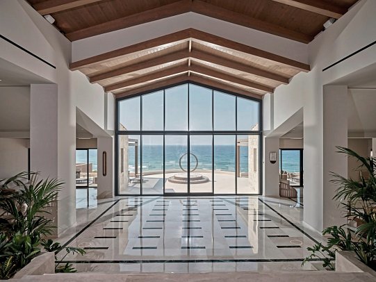 Oros Luxury Beach Resort