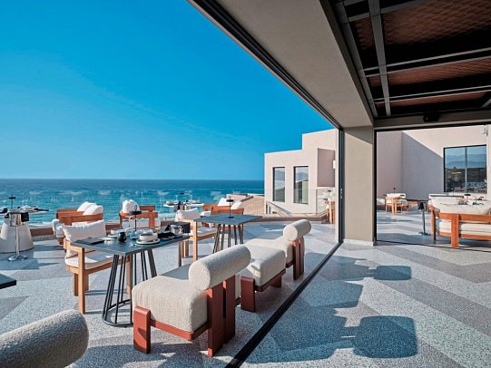 Oros Luxury Beach Resort