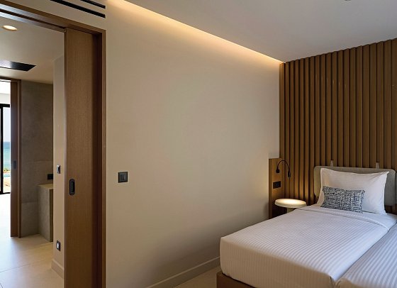 Oros Luxury Beach Resort - Wohnbeispiel Suite Familie Privatpool (Zimmercodierung WIR)
