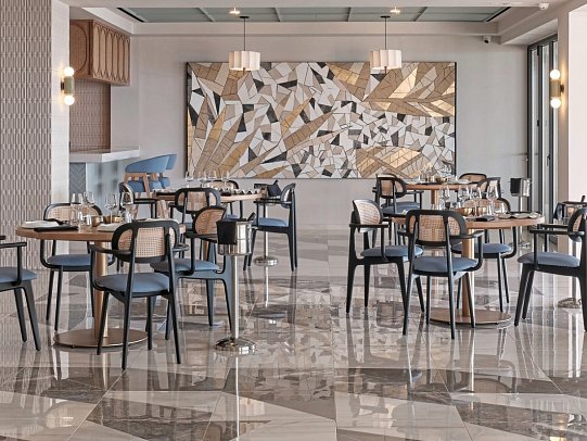 Oros Luxury Beach Resort