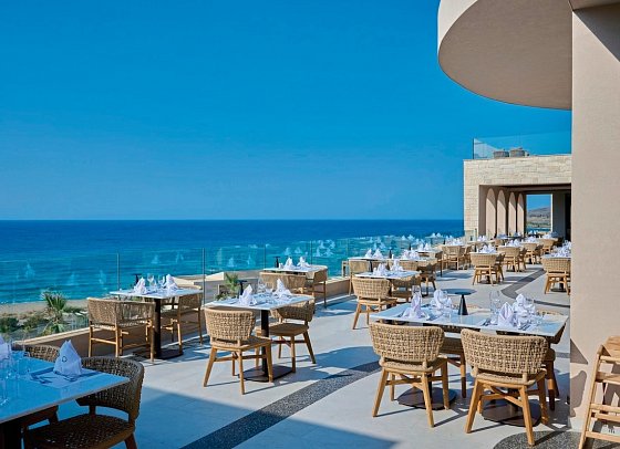Oros Luxury Beach Resort