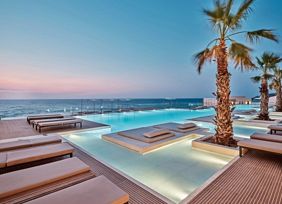 Oros Luxury Beach Resort