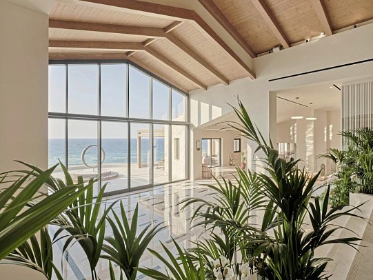 Oros Luxury Beach Resort