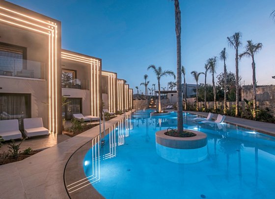 Noble Hotel