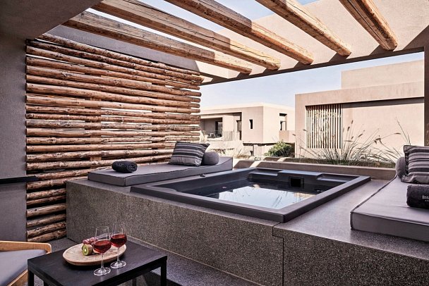 NEMA Design Hotel & Spa - Wohnbeispiel Maisonette Executive Outdoor Jacuzzi (Zimmercodierung MT1)