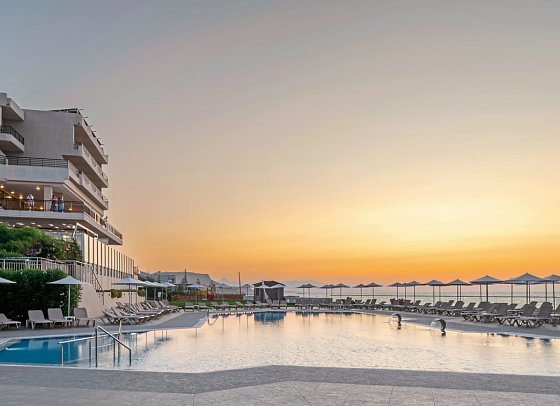 Themis Beach Hotel