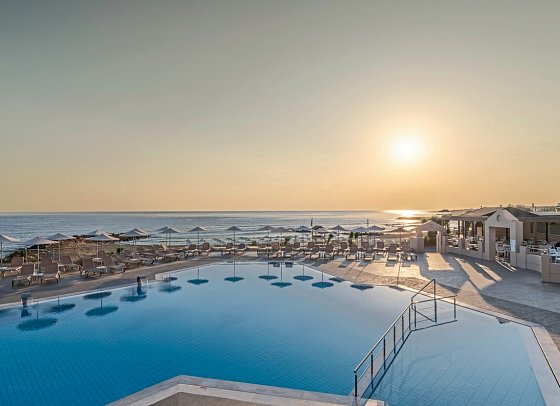 Themis Beach Hotel