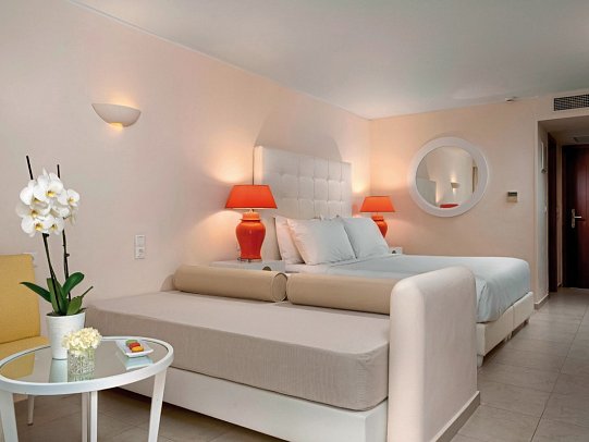 Grecotel Creta Palace - Wohnbeispiel Familienbungalow Deluxe mit Garten (Zimmercodierung BI3)