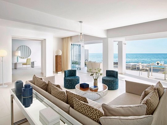 Grecotel LUXME White - Wohnbeispiel Villa White Privat Pool Meeresfront (Zimmercodierung VBR)