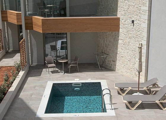 Cactus Mare - Wohnbeispiel Doppelzimmer Privatpool (Zimmercodierung DBR)