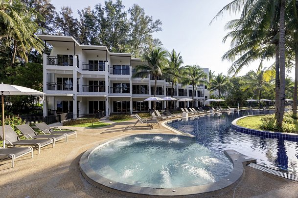 Sunwing Bangtao Beach