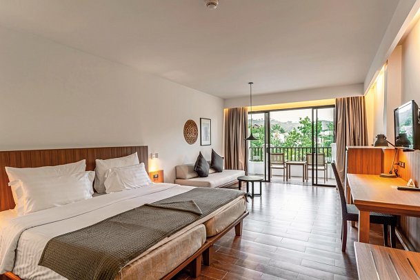 Kamala Beach Resort (A Sunprime Resort) - Wohnbeispiel Grand Deluxe Pool View (Zimmercodierung UMP)