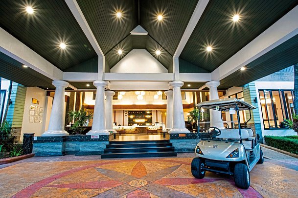 Peach Hill Resort & Spa