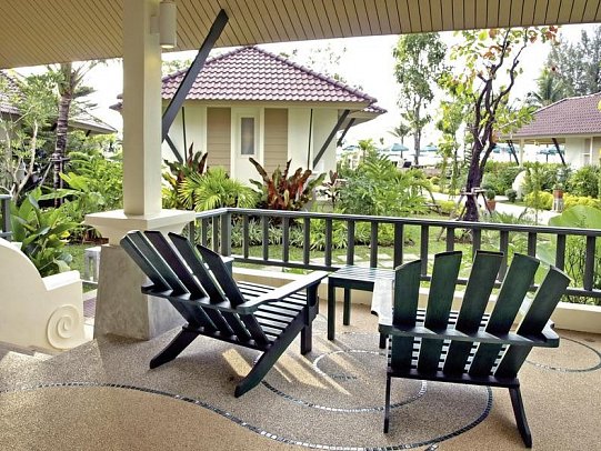 Baan Khaolak Beach Resort