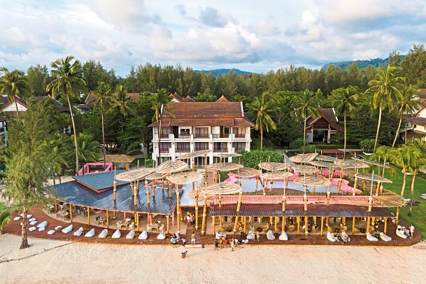 Apsara Beachfront Resort & Villa