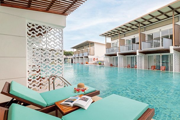 The Briza Beach Resort Khao Lak - Wohnbeispiel Deluxe Pool Access (Zimmercodierung UDQ)
