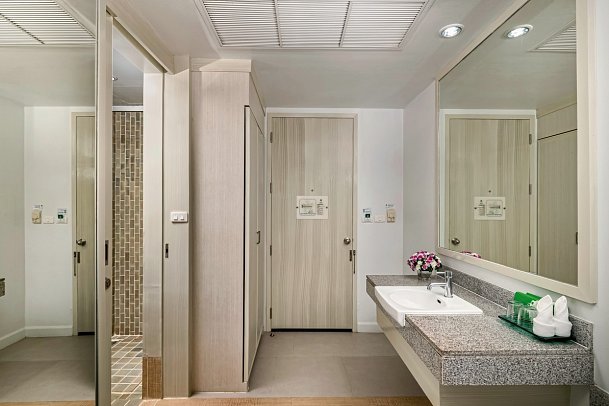 The Briza Beach Resort Khao Lak - Badbeispiel Deluxe Pool Access (Zimmercodierung UDQ)