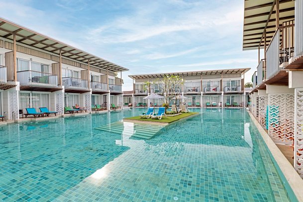 The Briza Beach Resort Khao Lak