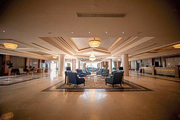 Seven Seas Jolie Bay