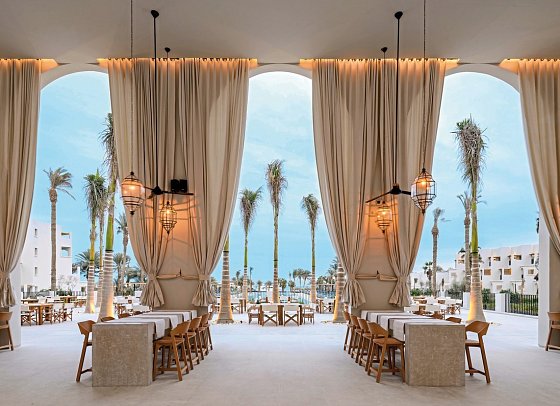 Serry Beach Resort