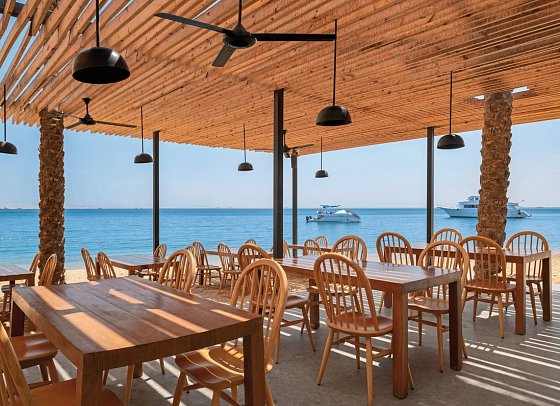 Serry Beach Resort