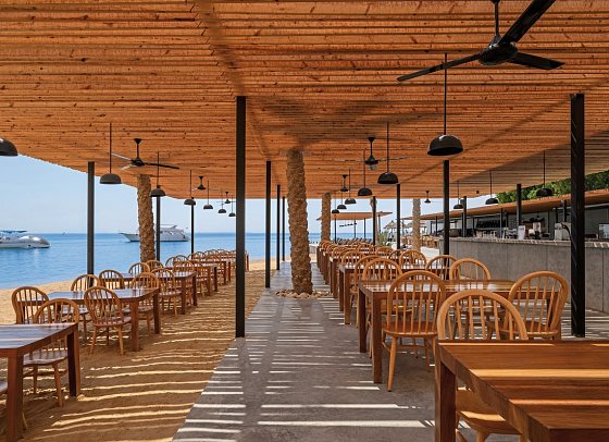 Serry Beach Resort
