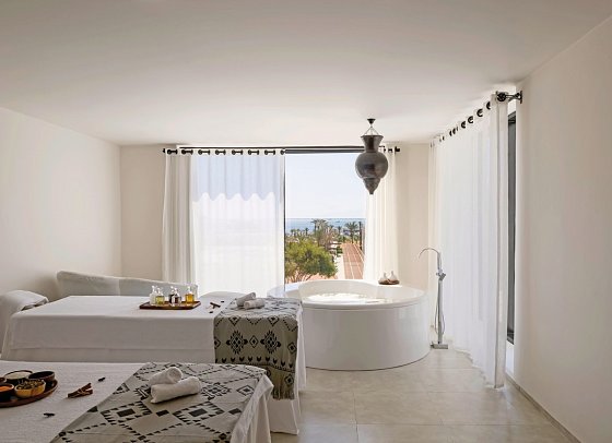 Serry Beach Resort